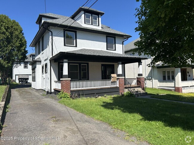Building Photo - 514 Miles Ave Rental