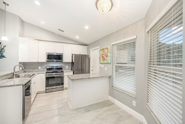 Photo - 1381 Byrd Ct