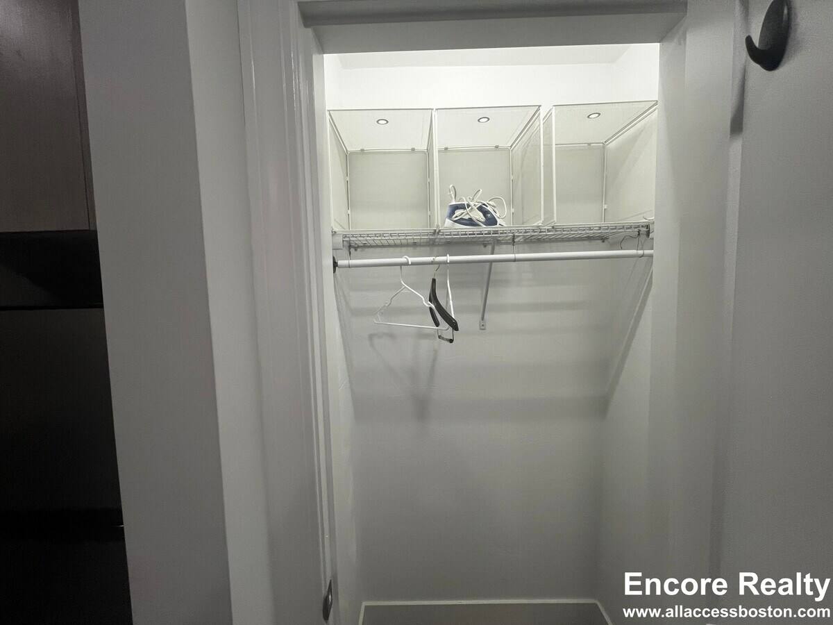 Photo - 19 Peterborough St Unit 11