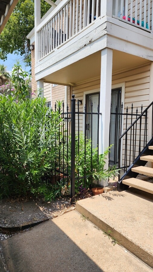 Photo - 2750 Holly Hall St Unidad 101