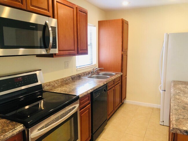 Photo - 1923 Jefferson Ave