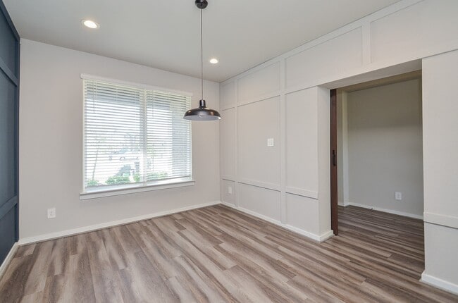 Photo - 28402 Eli Eagle St