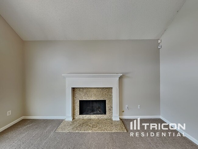 Photo - 102 Bonnabel Ct