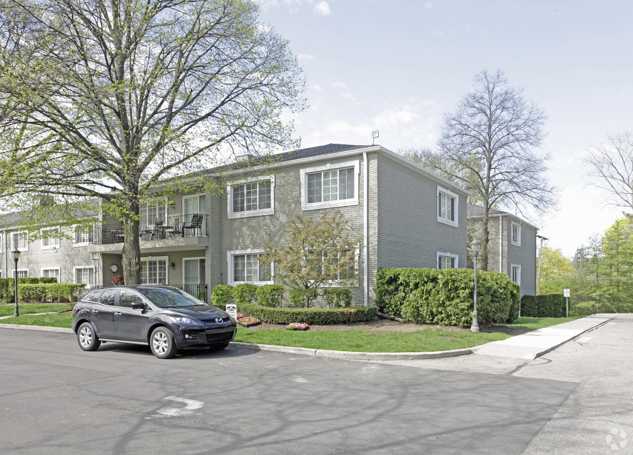 Photo - Woodward Place Condominium Homes