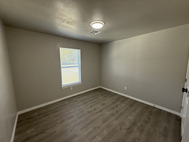 Photo - 220 N Johnston Ave