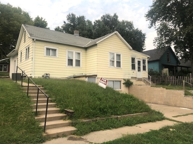 Building Photo - 3920 Gold St