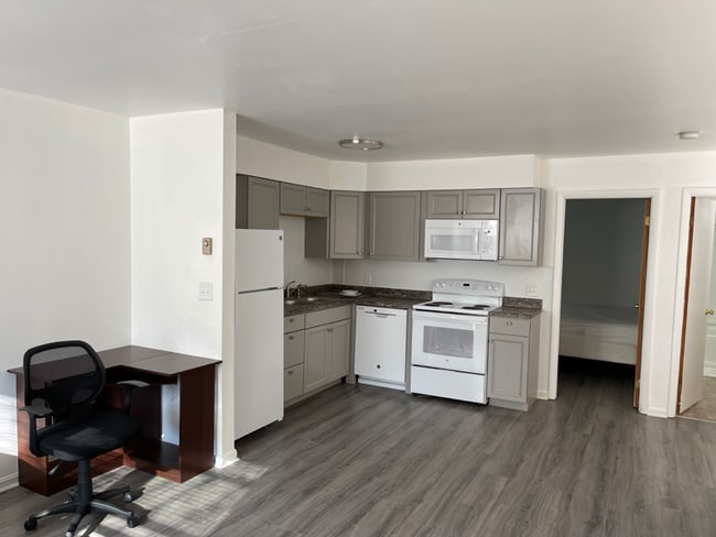 Photo - 418 Wilson St Apartment Unit W12