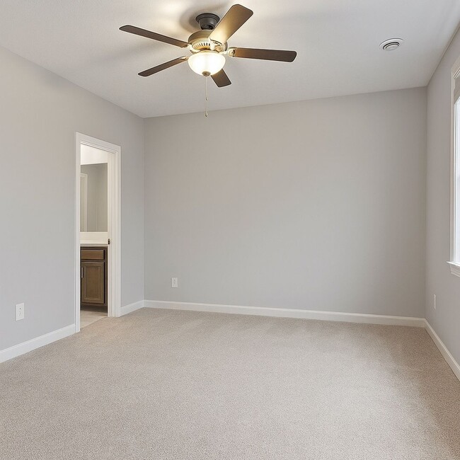 Photo - 7112 181st St W