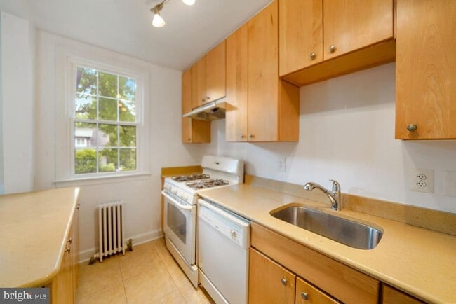 Photo - 2714 Ordway St NW Unit 1