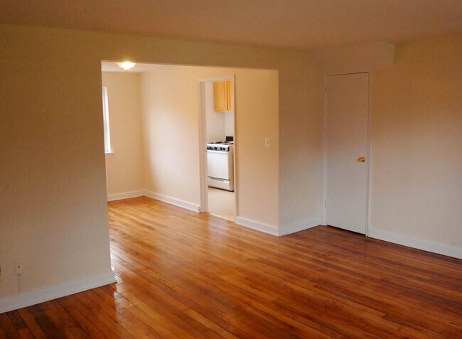 Photo - Michael Manor Apartment Homes