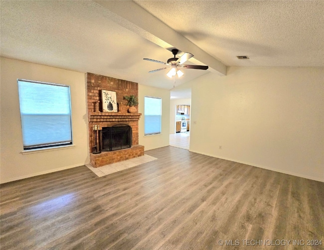 Photo - 10819 E 14th Ct