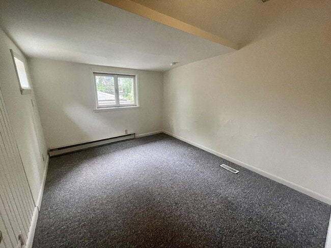 Photo - 401 N Indiana Ave