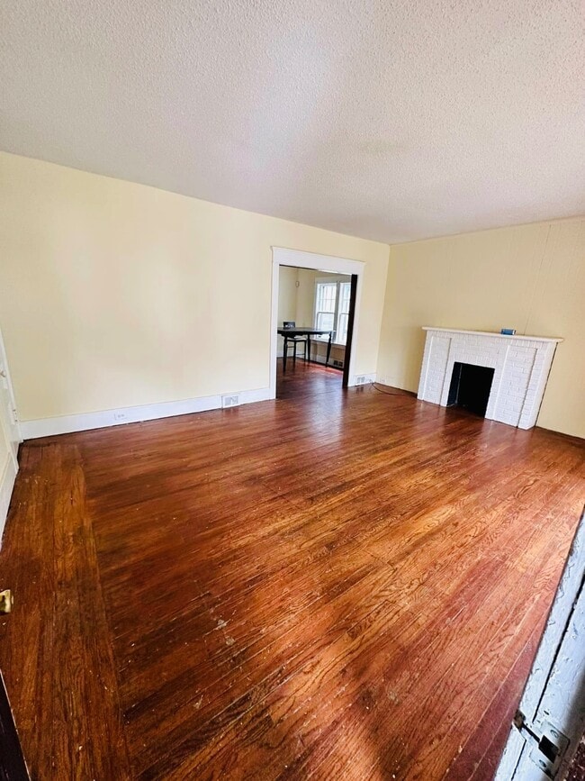 Photo - 156 Lisbon Ave