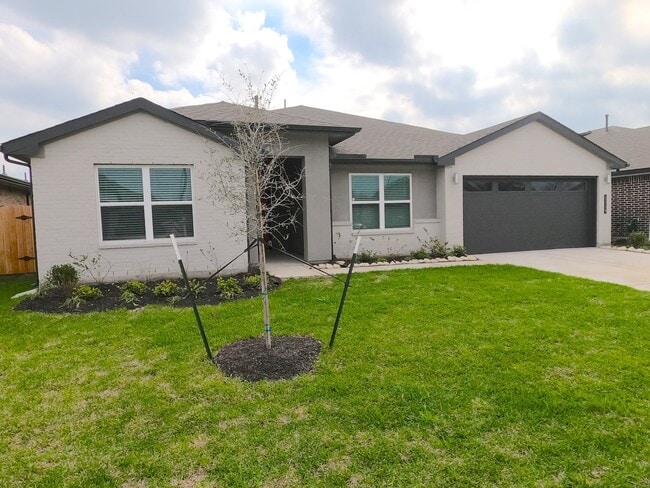 Photo - 1119 Hyde Lk Ln
