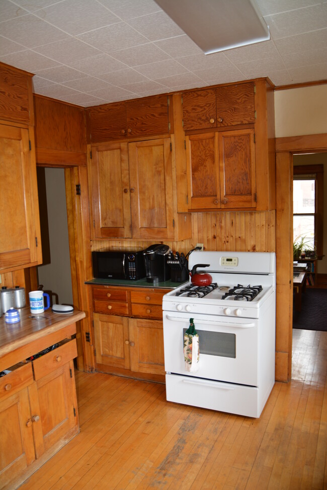 Photo - 3740 Bryant Ave S Unidad 2 Rental