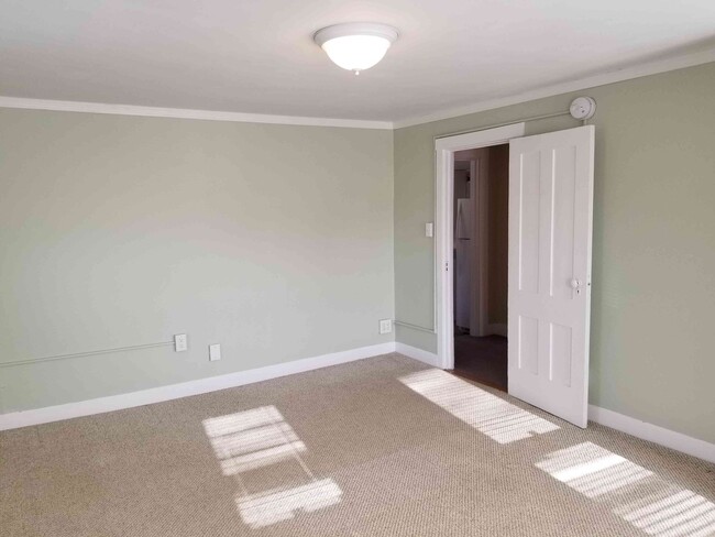 151 Wakefield St Unidad B