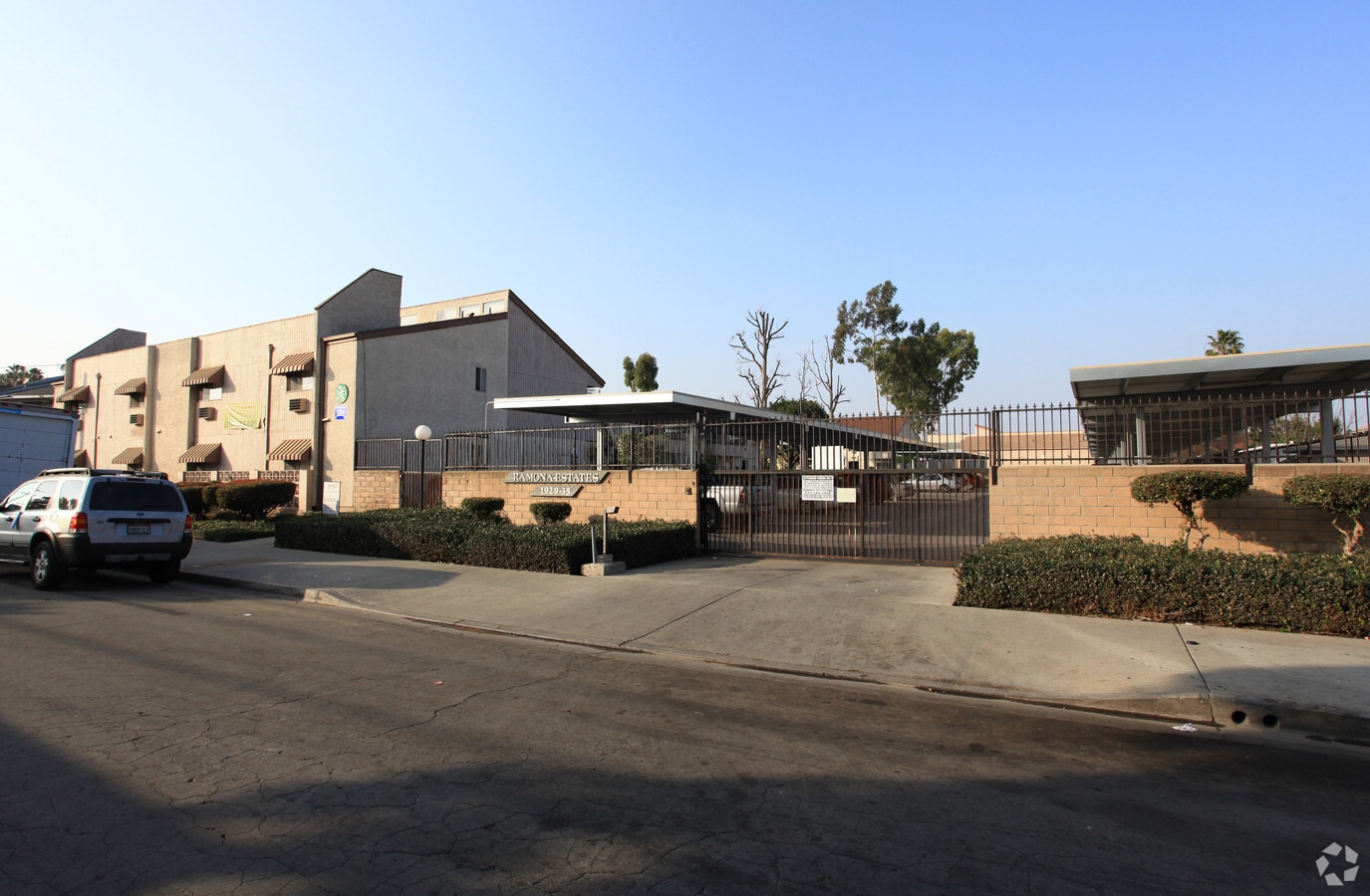 Photo - Ramona Estates Apartments