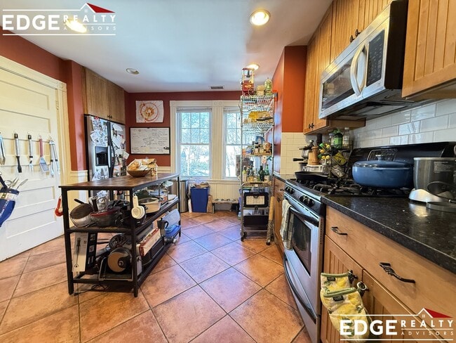 Photo - 24 Burton St Unit 2