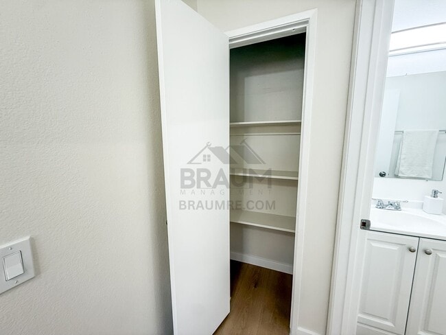 Photo - 11459 Collins St Unit 201