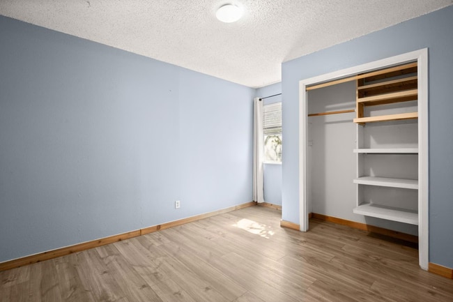 Photo - 5402 Brompton Cir