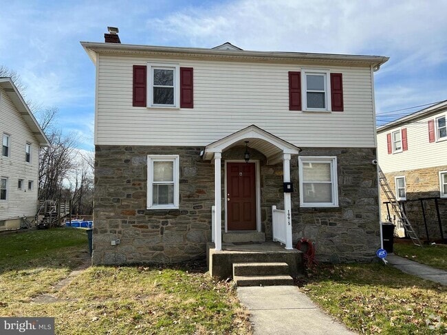 Building Photo - 199 1/2 Balignac Ave Rental