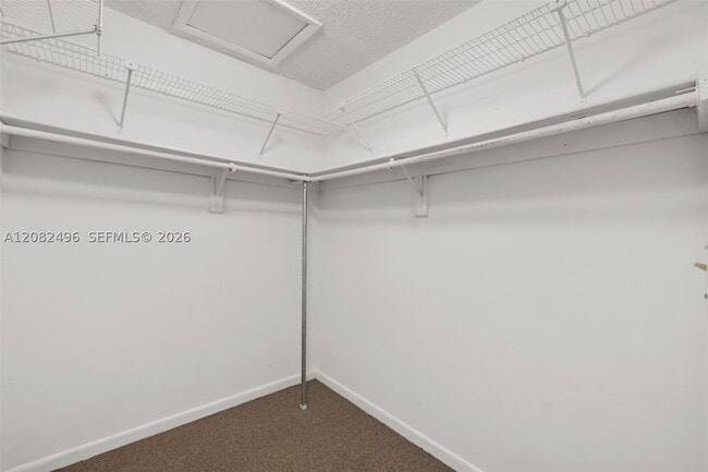 1284 W 44th Pl Unit 3