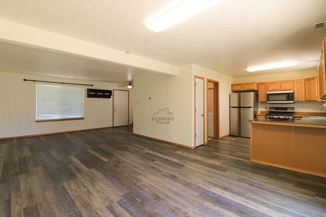 Photo - 4 Bedroom, 2.5 Bath Home in West Pasco