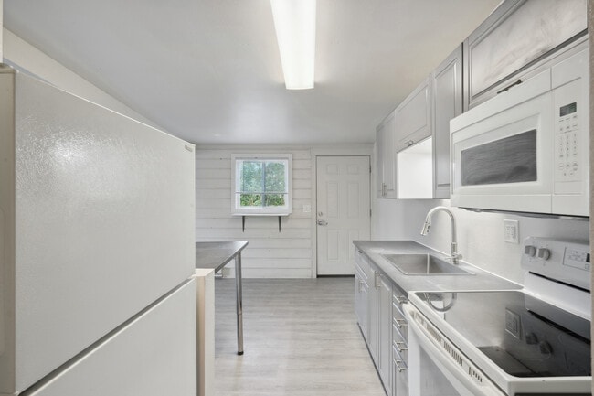 Photo - Flats on 2nd Apartments