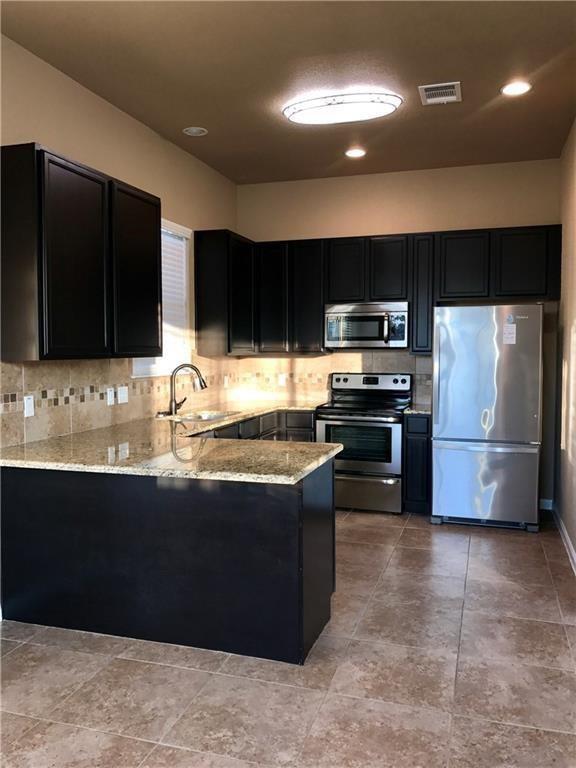 Photo - 106 Pahala Ct