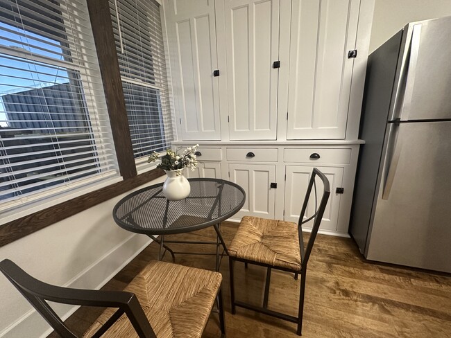 Photo - 418 Pleasant St Unit 418.5