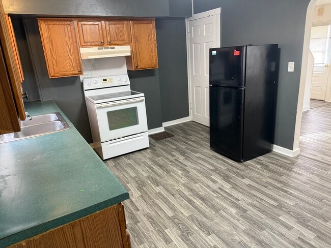 Photo - 518 E Vaile Ave Apartamentos