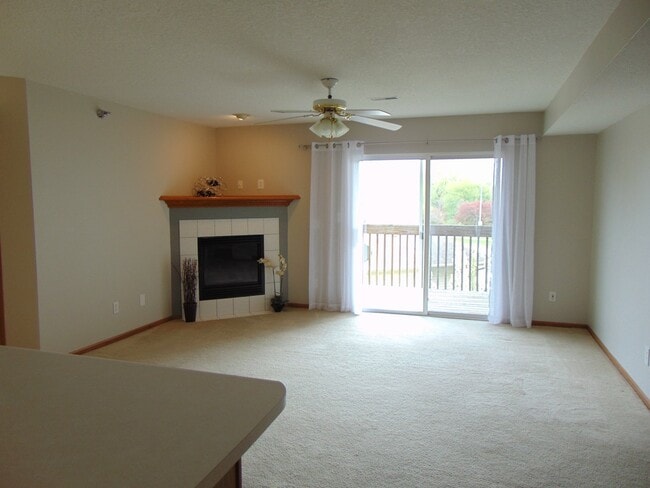 Photo - 10151 Sutton Dr Unit 6