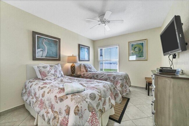 6154 Midnight Pass Rd Unit 104
