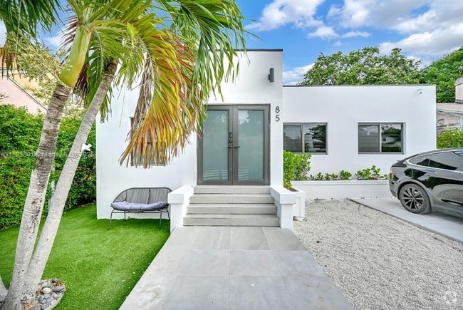 Building Photo - 85 NW 47th St Rental