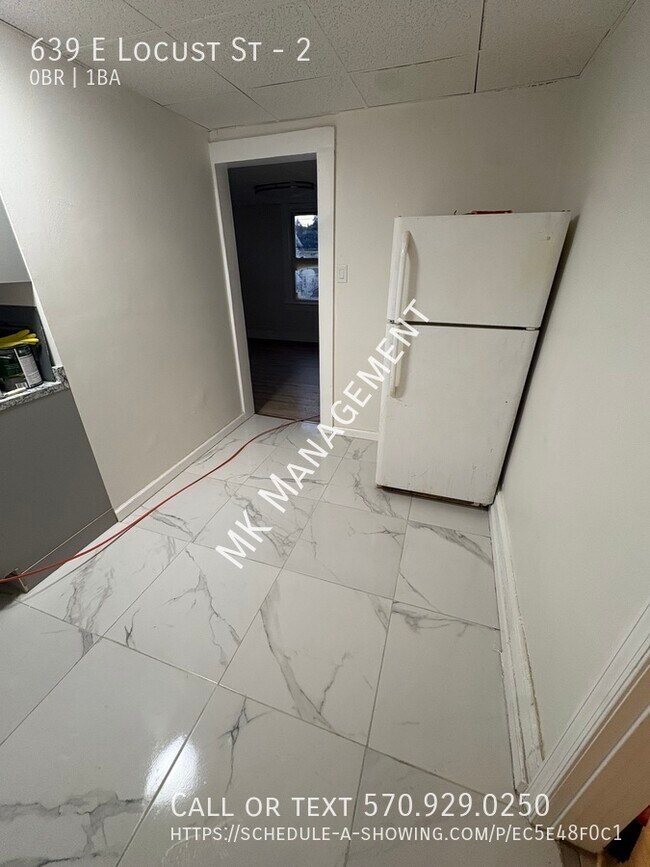 Photo - 639 E Locust St Unidad 2