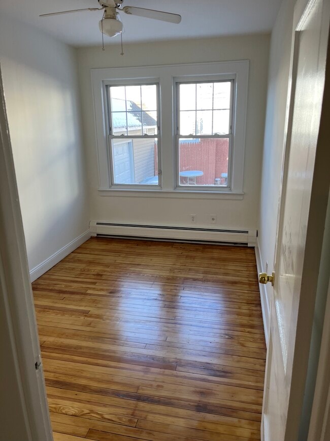 Photo - 12 Abbott Pl Unit 12