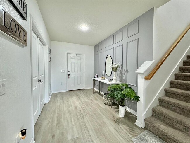 Photo - 2900 Ponce Crest Dr