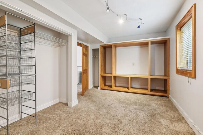 Photo - 3428 Emerson Ave S