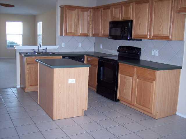 Photo - 208 Carol Ave