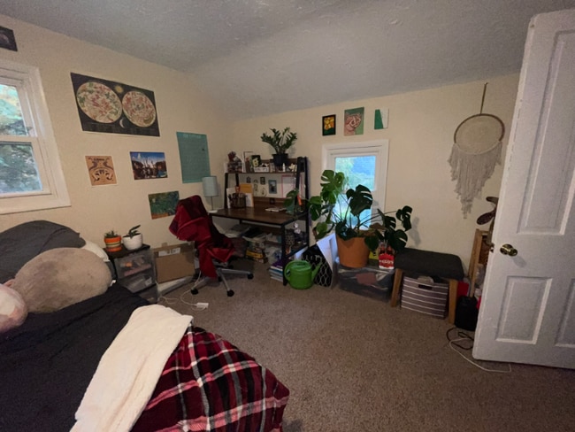 Photo - 421 Dodge St