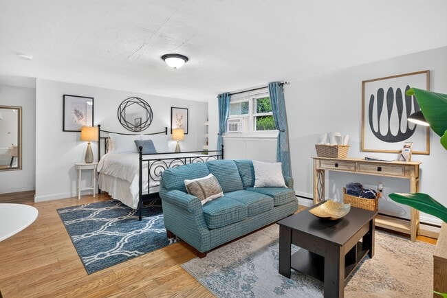 105 Chestnut St Unit 2B