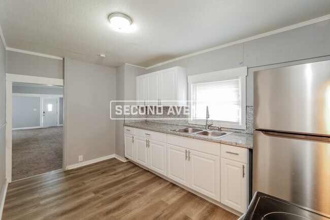 Photo - 1637 Hardesty Ave