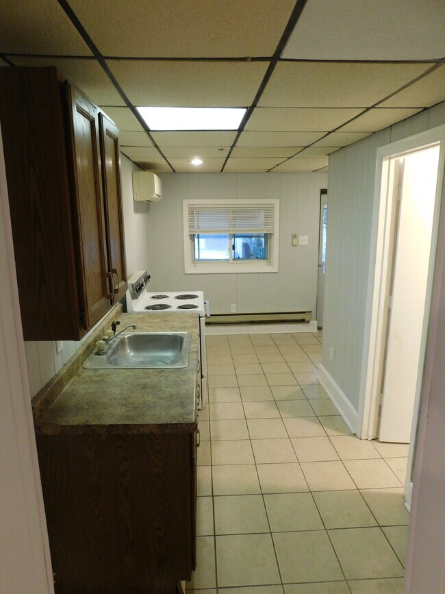 217 Wanamaker Ave Apartments Unit C Essington, PA