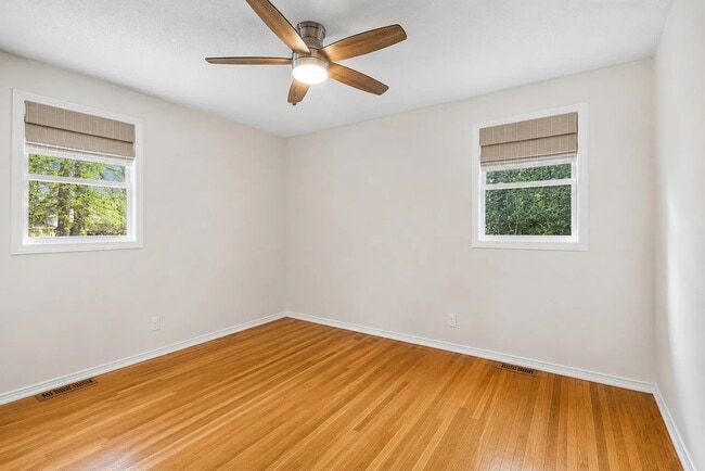 Photo - 517 Adamwood Dr