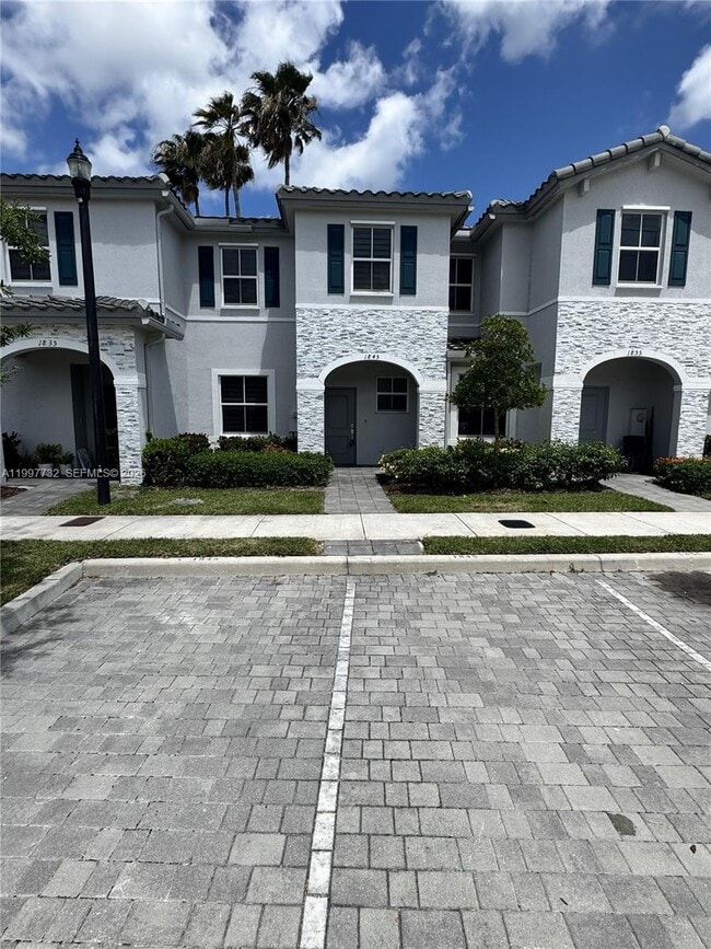 Photo - 1845 SE 27th Rd