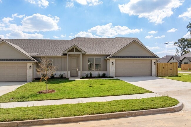 Building Photo - 3198 Dogwood Pk Blvd