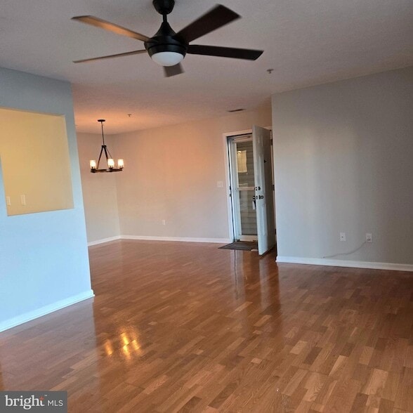 Photo - 129-122 Brookland Terrace Unit 2