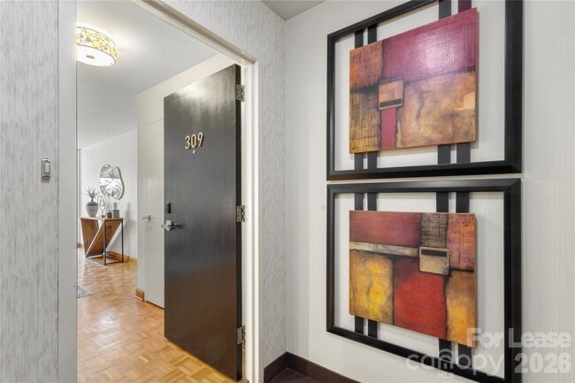Photo - 1300 Queens Rd Unit 309