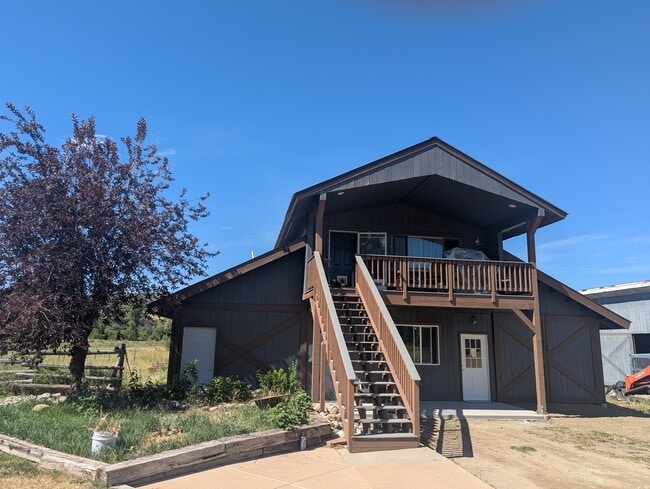 Photo - 43449 Elk Run Unidad Ranch Manager Apartment