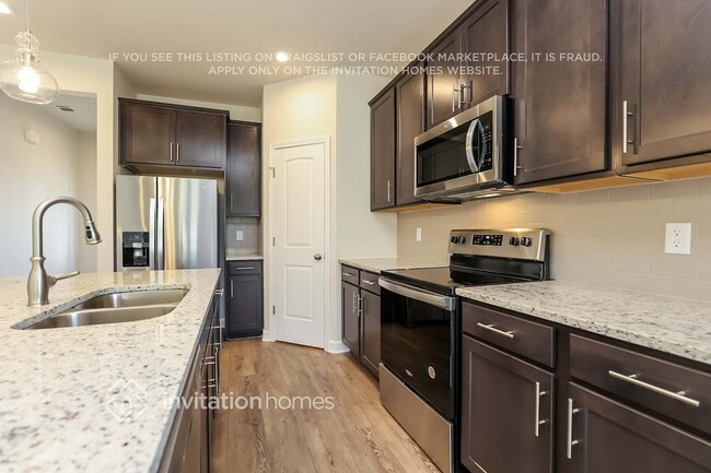 Photo - 121 Fister Dr